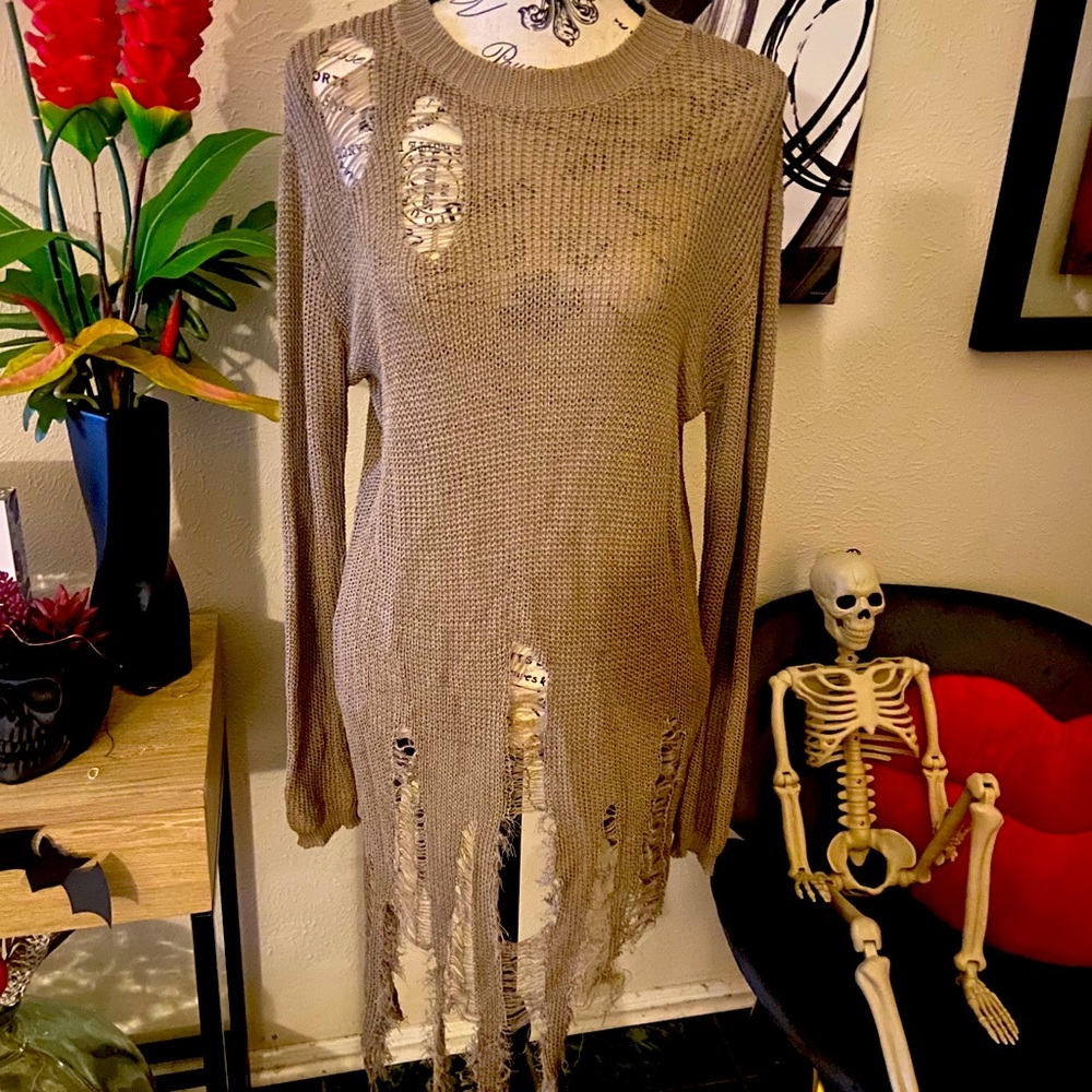 Distressed Long sweater